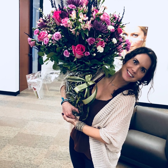 Meet your Posher - Picture 2 of 2